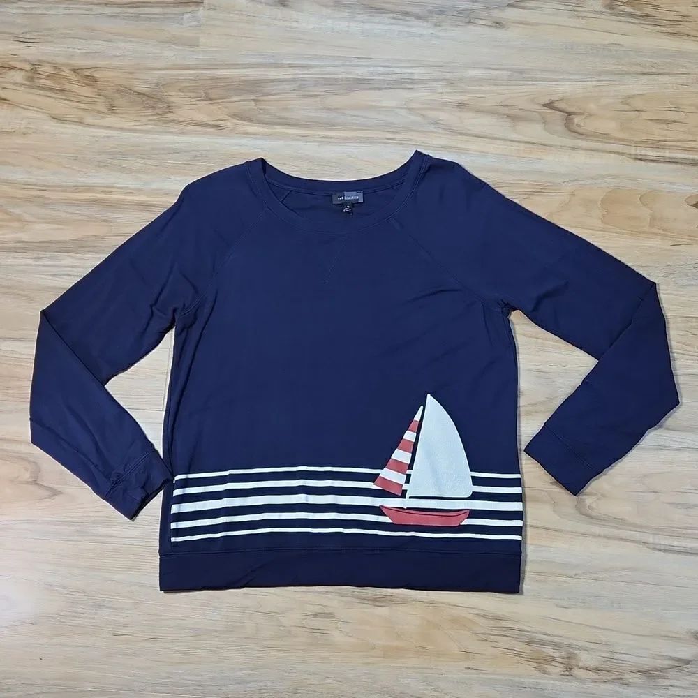 ☔️🔹️The Limited Blue Sailboat Print Rayon Long Sleeve Top Medium